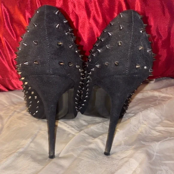 Steve Madden punk rock studs heels 9.5 - Picture 3 of 6